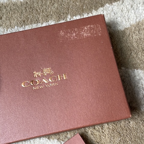 New Coach box and receipts set - Picture 6 of 8